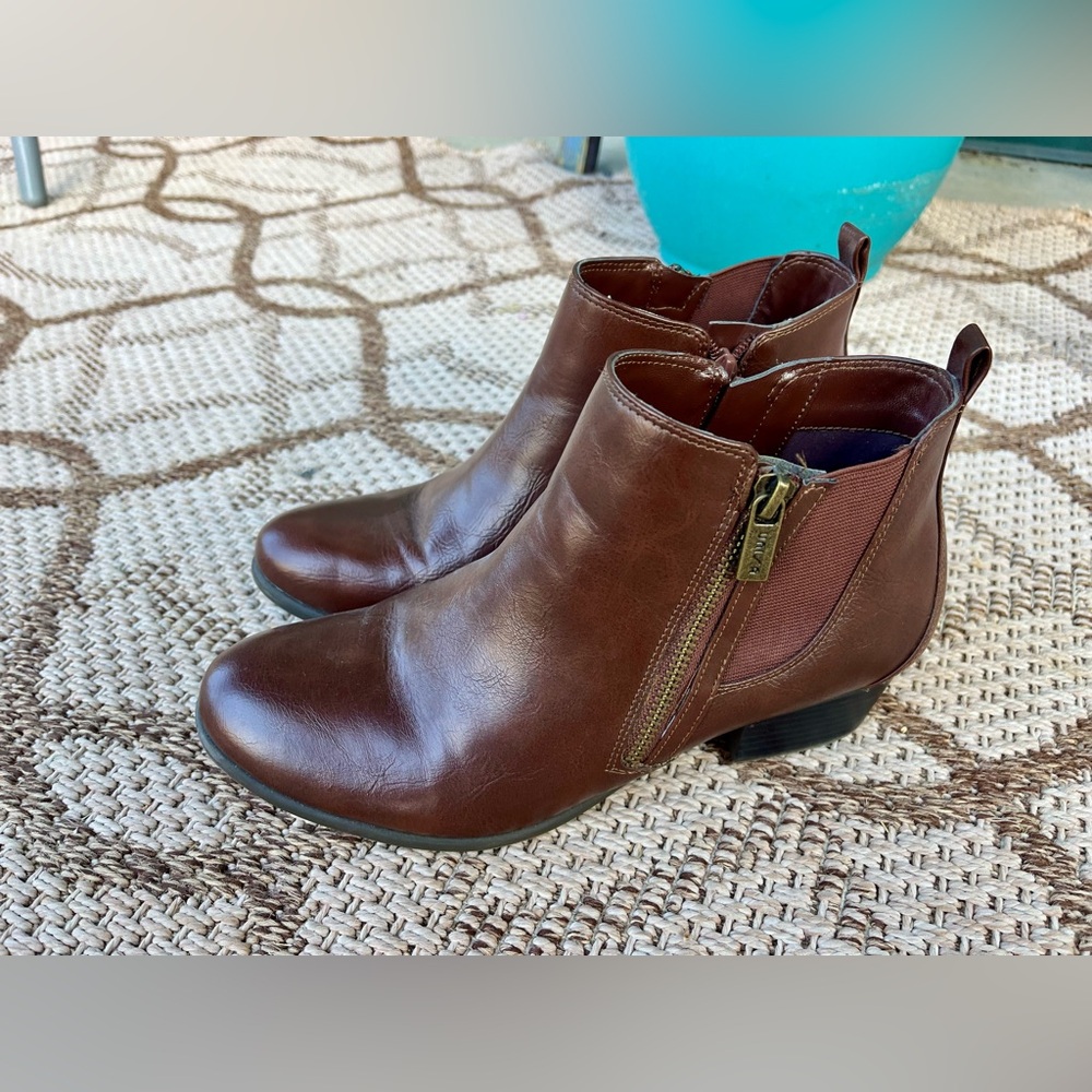 Unisa Brown Leather Ankle Boots Booties 9.5 m - Picture 7 of 8